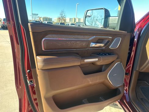 Used 2024 RAM 1500 Limited image 10