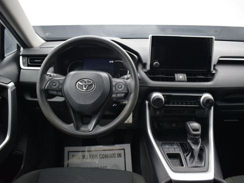 Used 2023 Toyota RAV4 LE FWD image 14