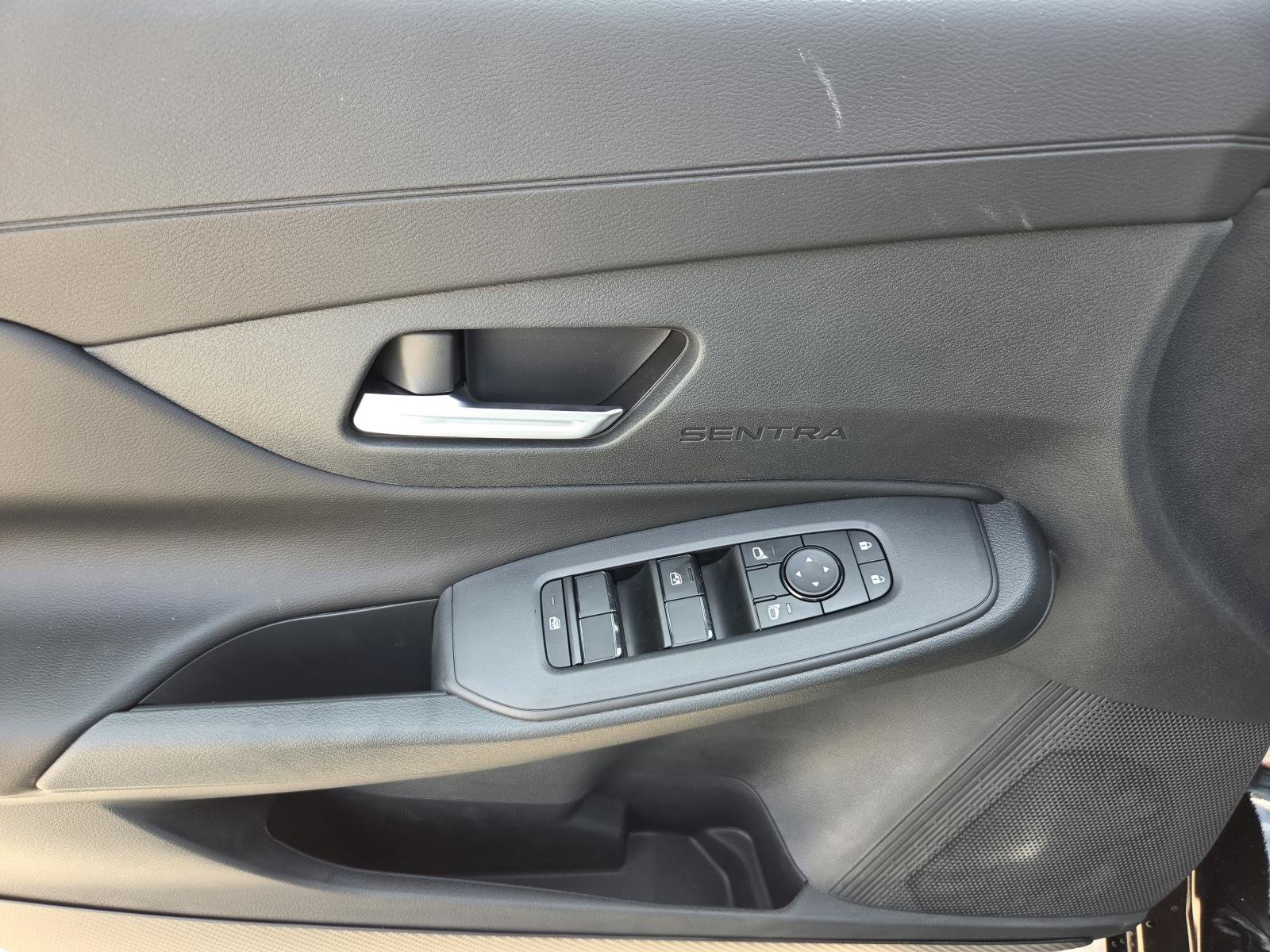 New 2027 Nissan Sentra SV FWD image 15