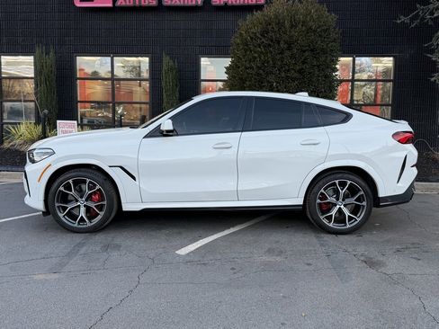 Used 2022 BMW X6 xDrive40i w/ M Sport Package image 8