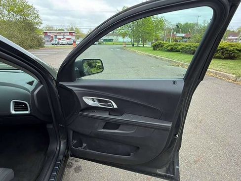 Used 2013 Chevrolet Equinox LS FWD image 26