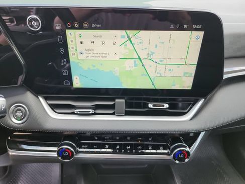 Used 2025 Chevrolet Equinox LT w/ Convenience Package II AWD/4WD image 23
