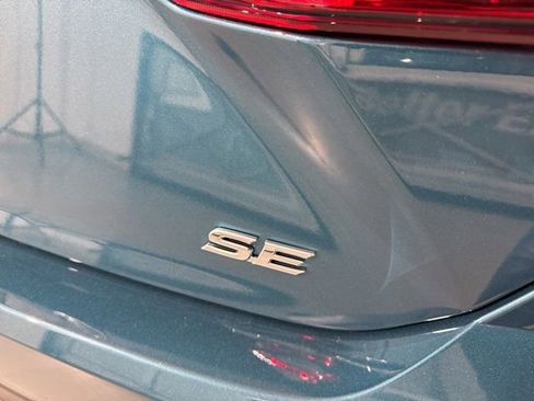 New 2026 Toyota Camry SE image 10