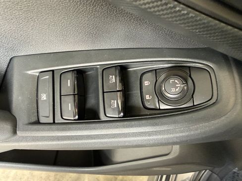 Used 2024 Subaru Crosstrek 2.0i Premium AWD/4WD image 18
