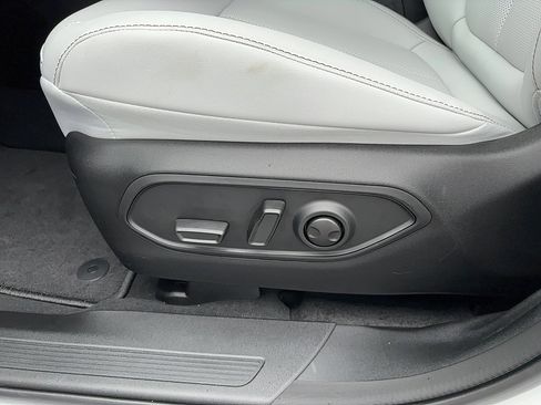 New 2026 Jeep Cherokee Limited AWD/4WD image 23