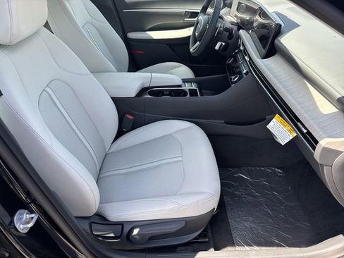New 2026 Hyundai Sonata SEL FWD image 13