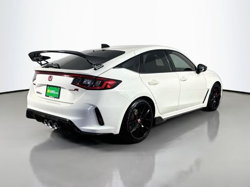 Used 2024 Honda Civic Type R image 10