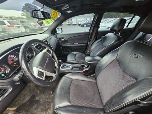 Used 2014 Chrysler 200 Limited w/ Sun/Sound Group FWD image 19