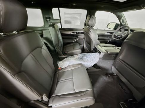 New 2026 Jeep Grand Wagoneer 4WD image 26