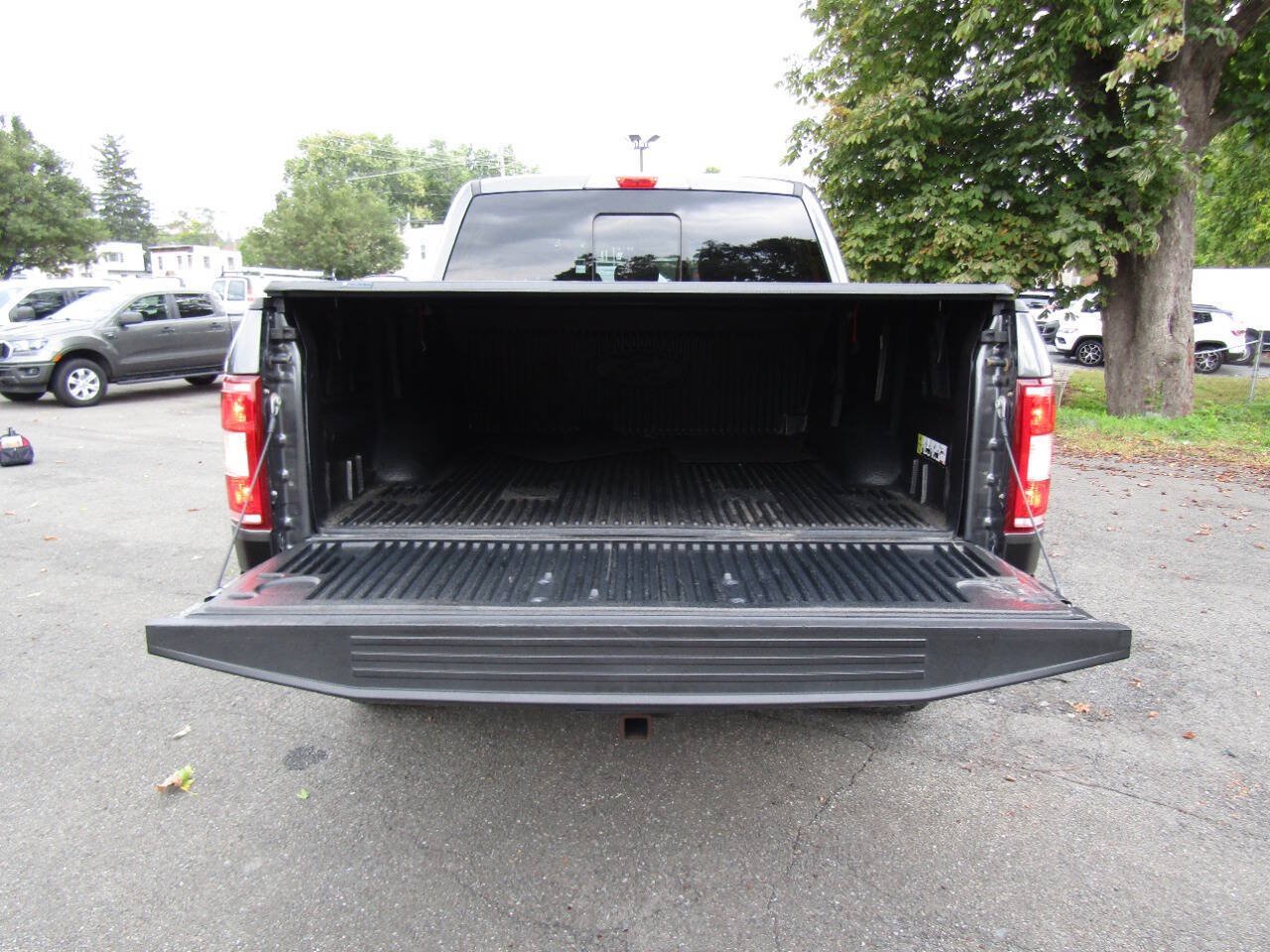 Used 2019 Ford F150 XLT w/ Equipment Group 302A Luxury AWD/4WD image 27