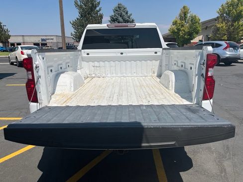 Used 2019 Chevrolet Silverado 1500 LT w/ Z71 Off-Road Package AWD/4WD image 5