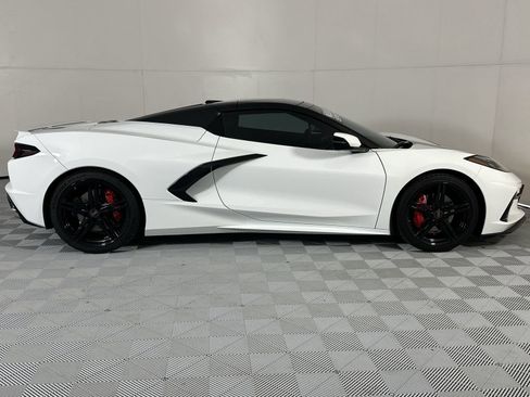 Used 2024 Chevrolet Corvette Stingray Preferred Conv image 9