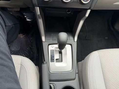 Used 2015 Subaru Forester 2.5i w/ Alloy Wheel Package image 17