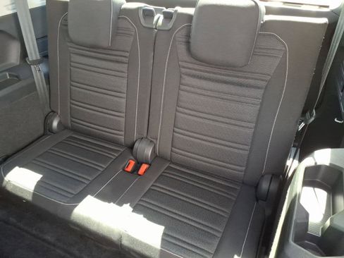 Certified 2024 Volkswagen Tiguan S image 21