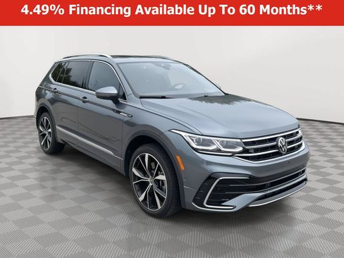 Used 2024 Volkswagen Tiguan SEL R-Line w/ MDO Package, Two-Row AWD/4WD image 1