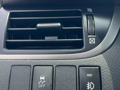 Used 2012 Toyota Camry LE FWD image 14