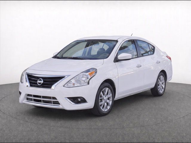 Used 2018 Nissan Versa SV w/ SV Special Edition Package FWD image 3