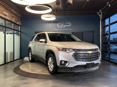Used 2021 Chevrolet Traverse LT