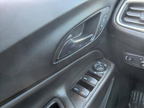 Used 2024 Chevrolet Equinox LT AWD/4WD image 19