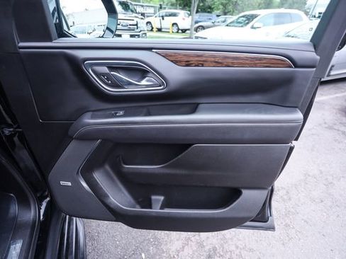 Used 2023 Chevrolet Suburban Premier AWD/4WD image 68