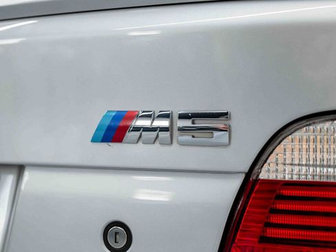 Used 2003 BMW M5 RWD image 26