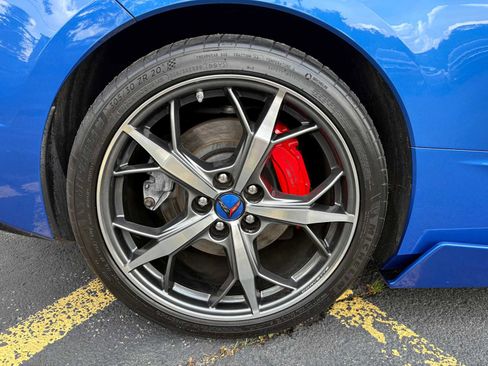 Used 2021 Chevrolet Corvette Stingray Premium Cpe w/ Z51 Performance Package RWD image 34