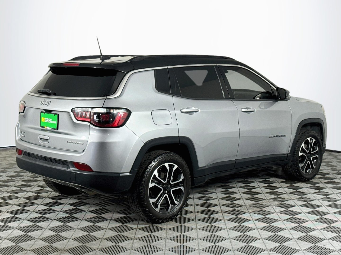 Used 2022 Jeep Compass Limited AWD/4WD image 8