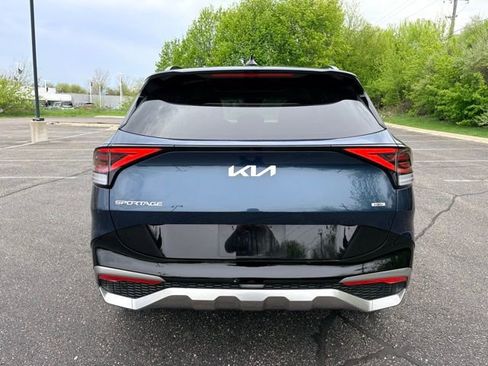 Certified 2025 Kia Sportage SX Prestige AWD/4WD image 4