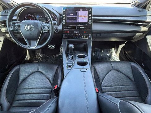 Certified 2020 Toyota Avalon XSE image 37