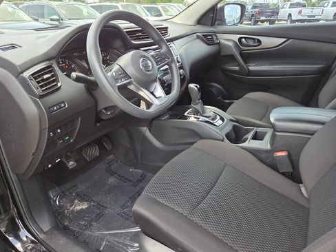 Used 2020 Nissan Rogue Sport S FWD image 29