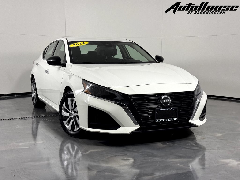 Used 2024 Nissan Altima 2.5 S FWD image 1