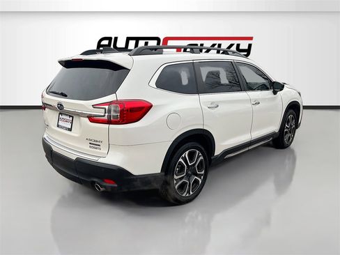 Used 2024 Subaru Ascent Touring image 7