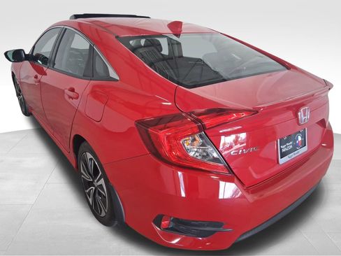 Used 2018 Honda Civic EX-T image 7