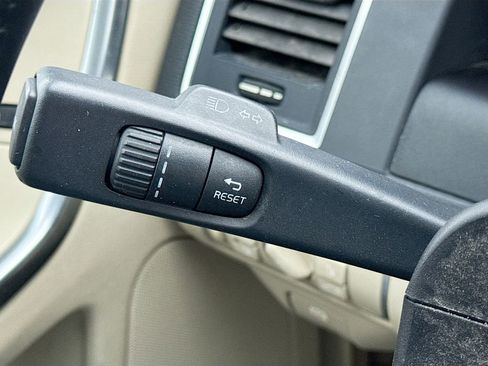 Used 2014 Volvo XC60 3.2 image 14