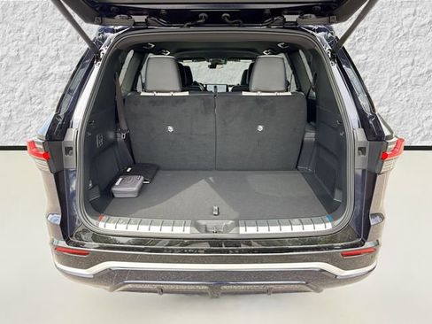 New 2026 Lexus TX 500h AWD image 12