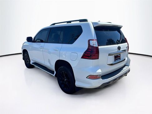 Used 2022 Lexus GX 460 GX 460 w/ Black Line Special Edition image 3