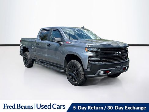 Used 2021 Chevrolet Silverado 1500 LT Trail Boss w/ LPO, Dark Essentials Package AWD/4WD image 1