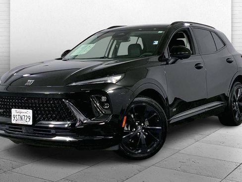 Used 2025 Buick Envision Sport Touring image 12