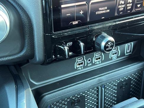 New 2026 RAM 1500 Laramie w/ Night Edition image 42