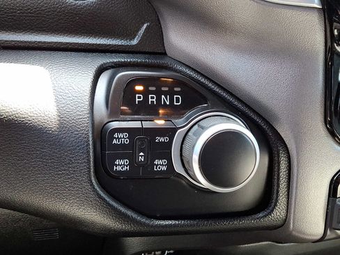 Used 2022 RAM 1500 Big Horn AWD/4WD image 14