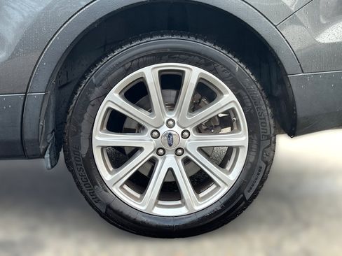 Used 2016 Ford Explorer Limited image 6