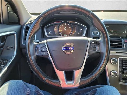 Used 2015 Volvo XC60 T5 Premier image 20