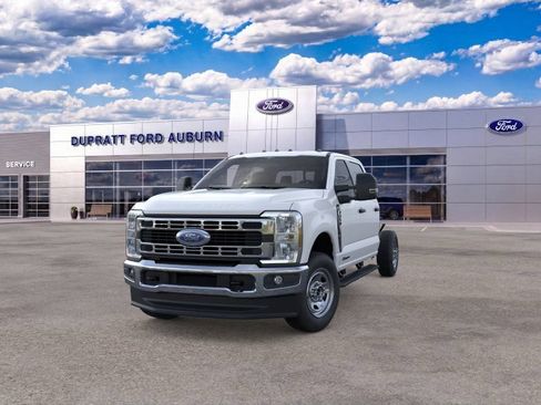 New 2026 Ford F350 XL w/ XL Chrome Package AWD/4WD image 2