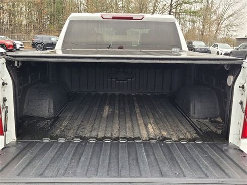 Used 2022 Chevrolet Silverado 1500 W/T w/ WT Value Package image 9