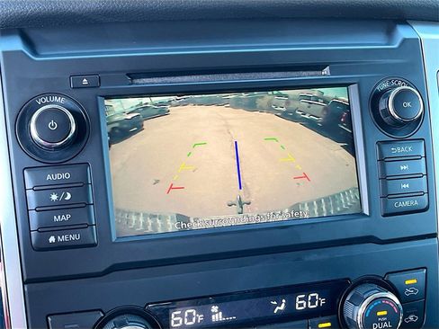 Used 2019 Nissan Titan SV w/ SV Convenience Package image 14