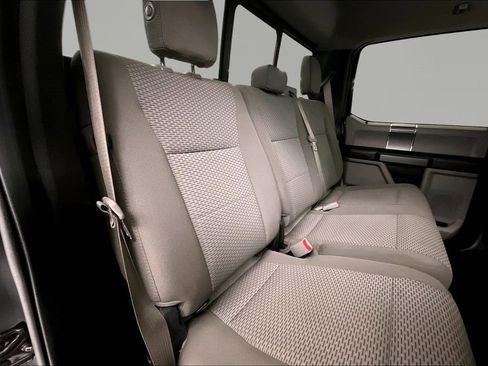 Used 2017 Ford F150 XLT w/ Equipment Group 302A Luxury image 21