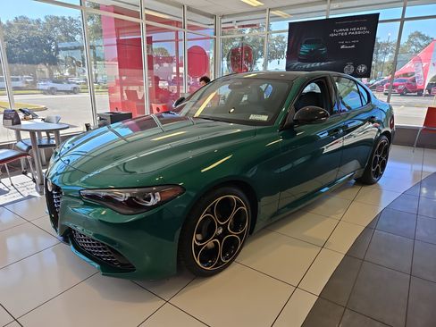 New 2025 Alfa Romeo Giulia w/ Driving Assist Package image 2