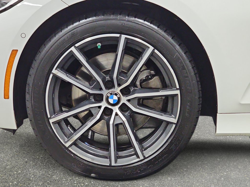 Used 2020 BMW 330i xDrive Sedan w/ Convenience Package AWD/4WD image 34
