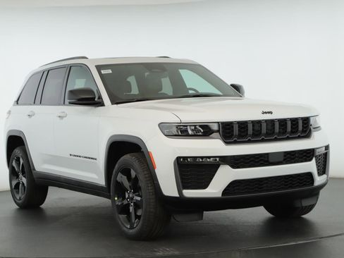 New 2026 Jeep Grand Cherokee Limited w/ Limited Altitude Package image 1