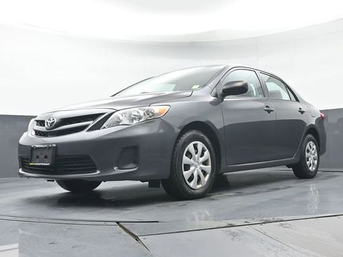 Used 2011 Toyota Corolla image 23